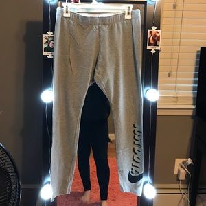 Nike leggings